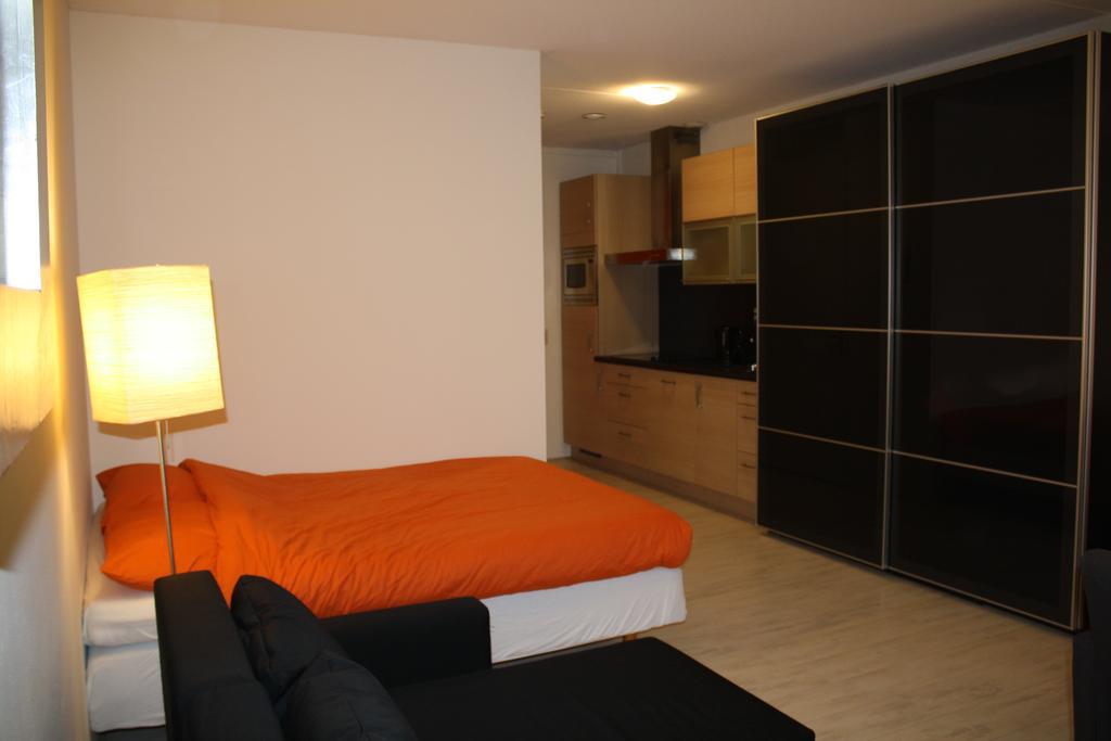 City Studio, Utrecht Hotel Buitenkant foto